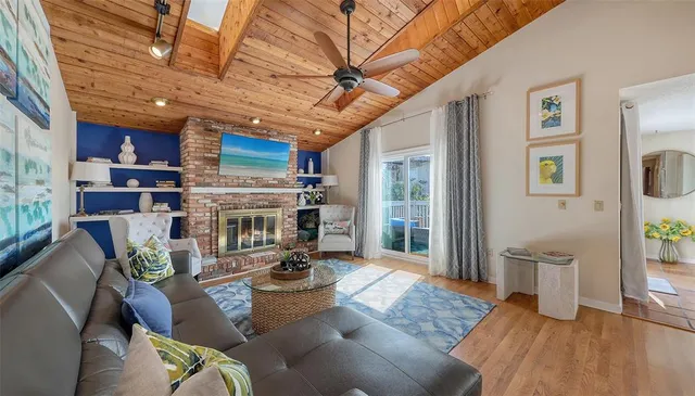 $3,195,000 | 126 Avenida Veneccia, Sarasota, FL 34242