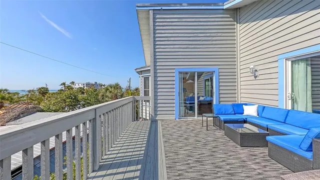 $3,195,000 | 126 Avenida Veneccia, Sarasota, FL 34242