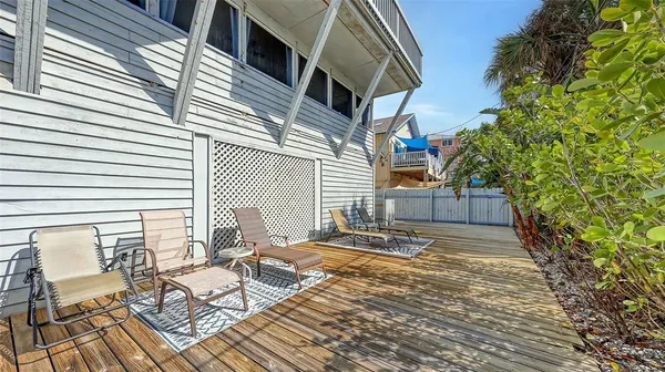 $2,850,000 | 126 Avenida Veneccia, Sarasota, FL 34242