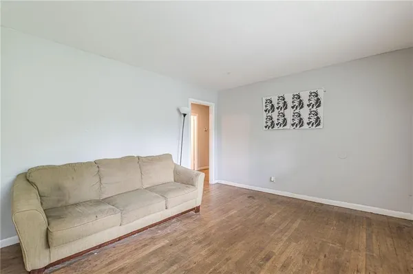 $700 | 350 Brooks Avenue Southwest, Atlanta, GA 30310