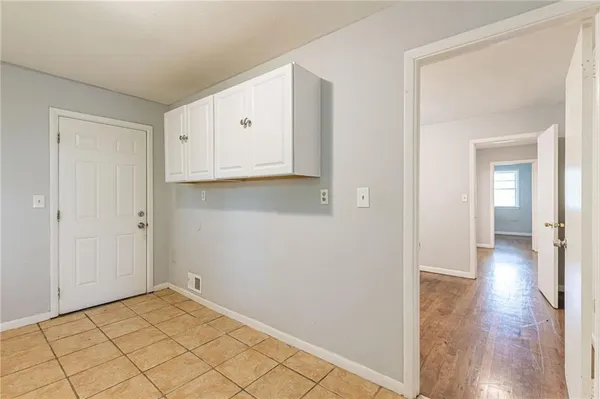 $700 | 350 Brooks Avenue Southwest, Atlanta, GA 30310