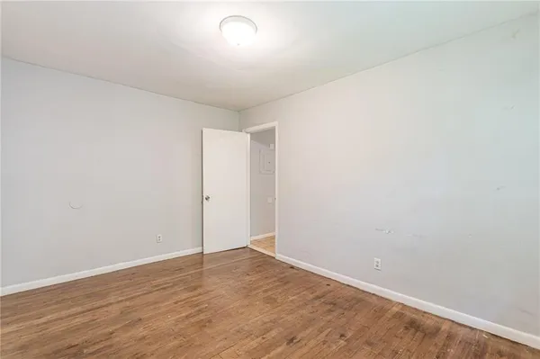 $700 | 350 Brooks Avenue Southwest, Atlanta, GA 30310