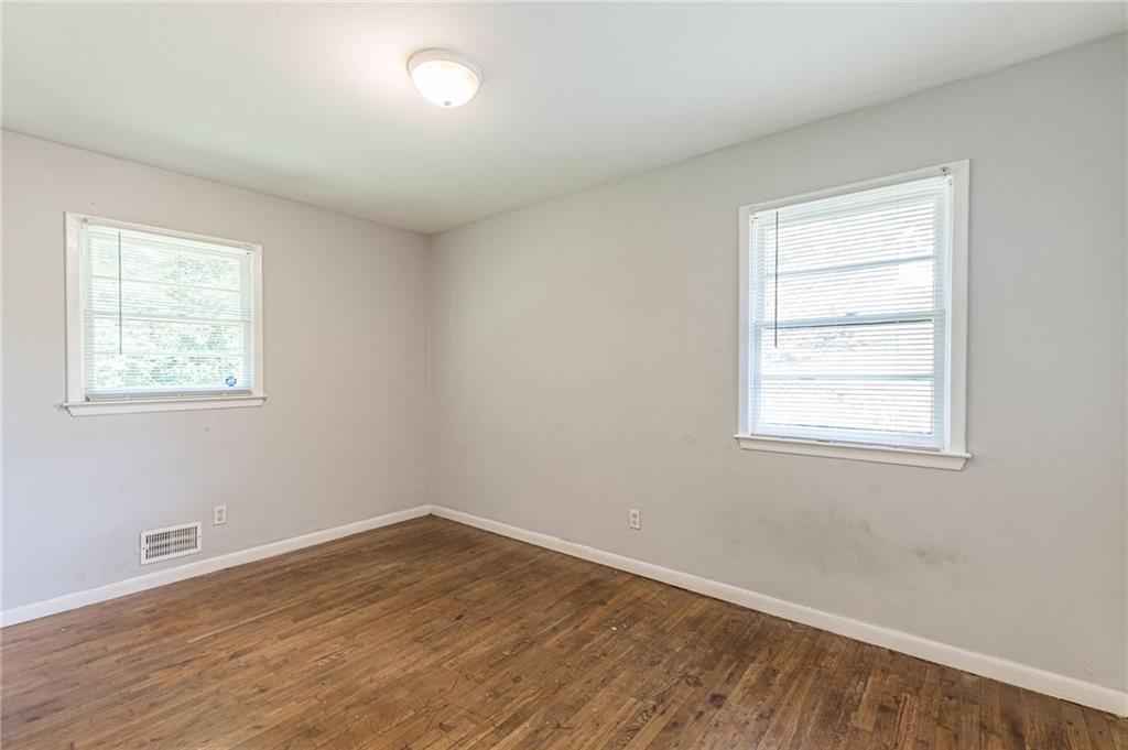 350 Brooks Avenue Southwest Atlanta, GA 30310 - Photo 25 of 29
