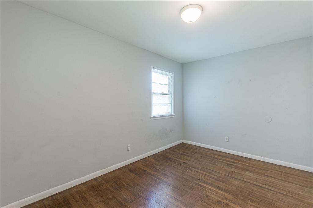 350 Brooks Avenue Southwest Atlanta, GA 30310 - Photo 28 of 29
