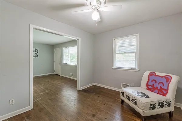 $700 | 350 Brooks Avenue Southwest, Atlanta, GA 30310