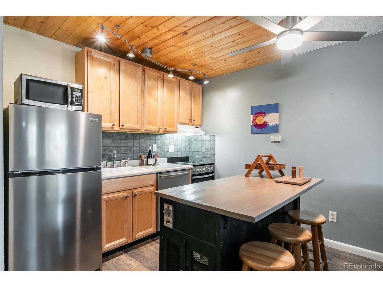 400 Hi Country Drive, Unit 15 Winter Park, CO 80482 - Photo 9 of 35 Fridge, dishwasher and stove are BRAND NEW!