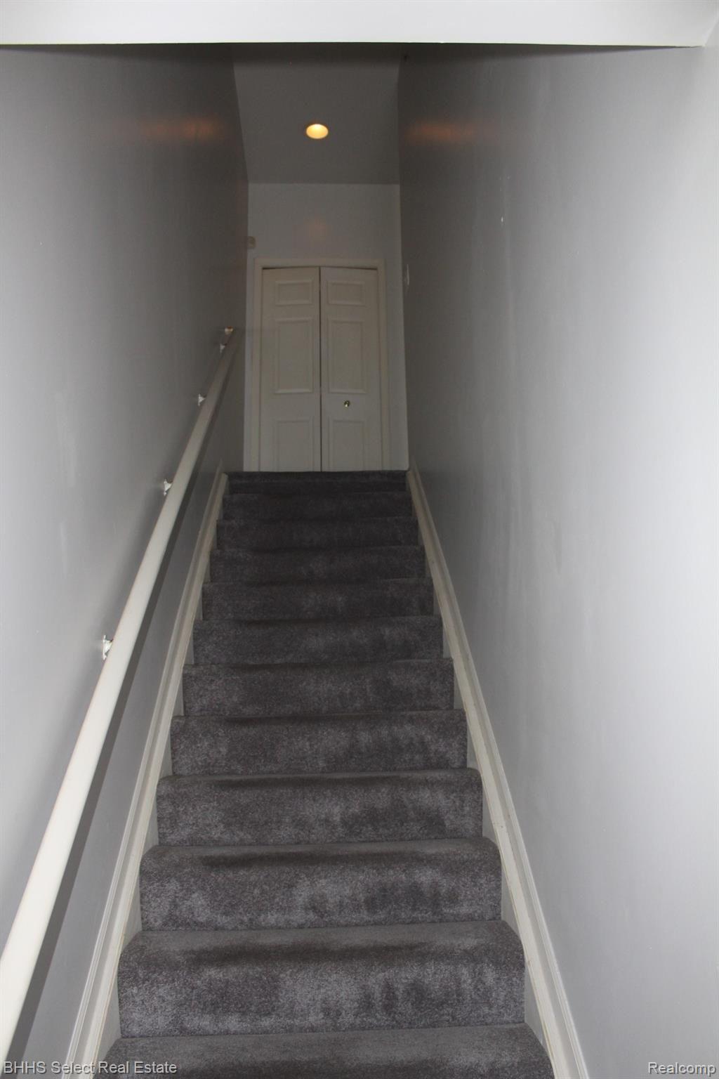 22738 Goddard Road Taylor, MI 48180 - Photo 8 of 41 488659F5-9C33-4488-A013-CD8DC9431AE4.jpeg