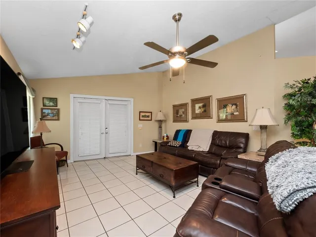$500,000 | 2250 Spring Lake Circle, St. Cloud, FL 34771