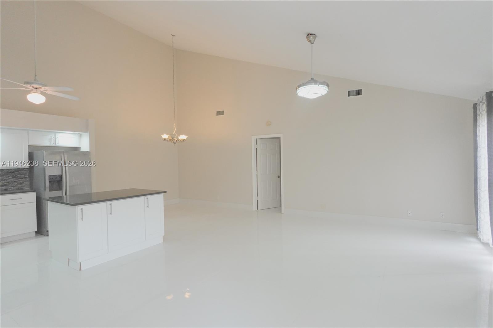 518 Northeast 48th Street, Unit 518 Boca Raton, FL 33431 - Photo 17 of 32