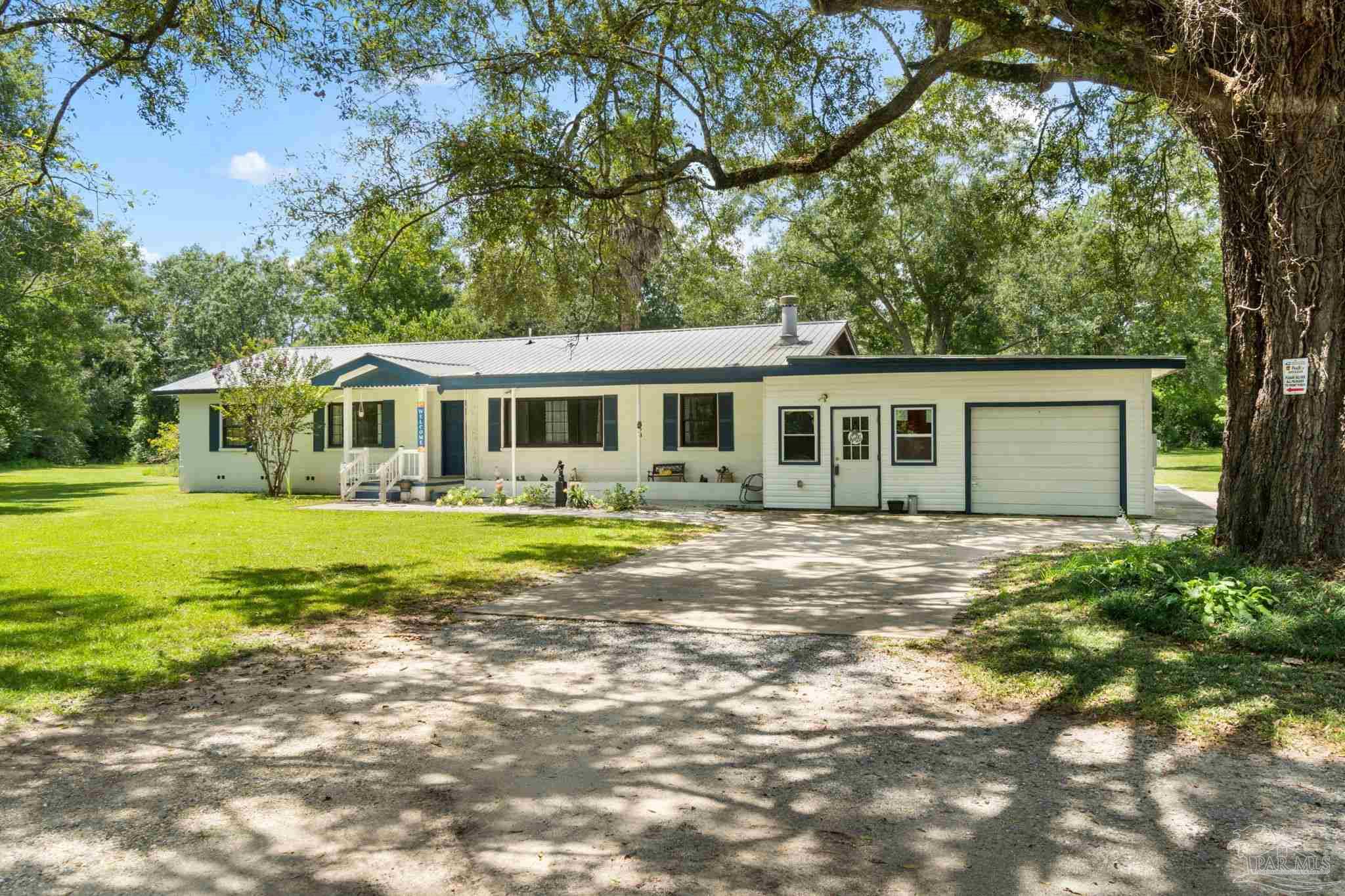 243 Santa Rosa Road Cantonment, FL 32533 - Photo 6 of 59
