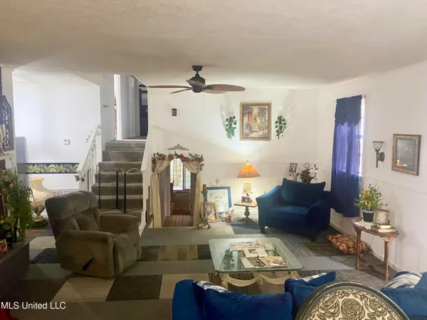 $187,000 | 557 West McPherson Drive, Monticello, MS 39654