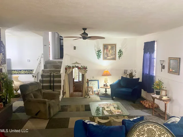 $187,000 | 557 West McPherson Drive, Monticello, MS 39654