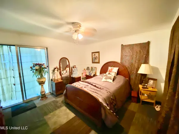 $187,000 | 557 West McPherson Drive, Monticello, MS 39654