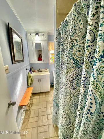 $187,000 | 557 West McPherson Drive, Monticello, MS 39654