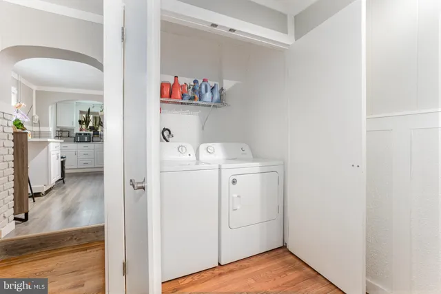 a view of utility room with washer and dryer