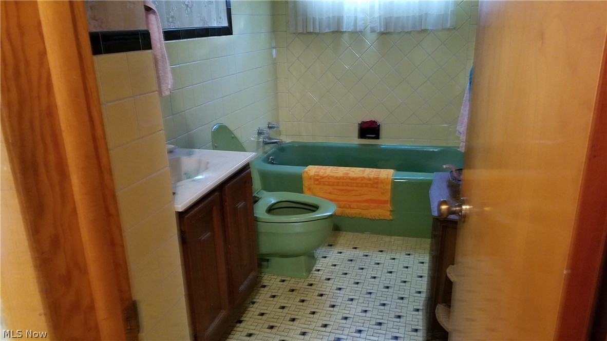 17468 Messenger Road Chagrin Falls, OH 44023 - Photo 13 of 16 Gallery Image 13