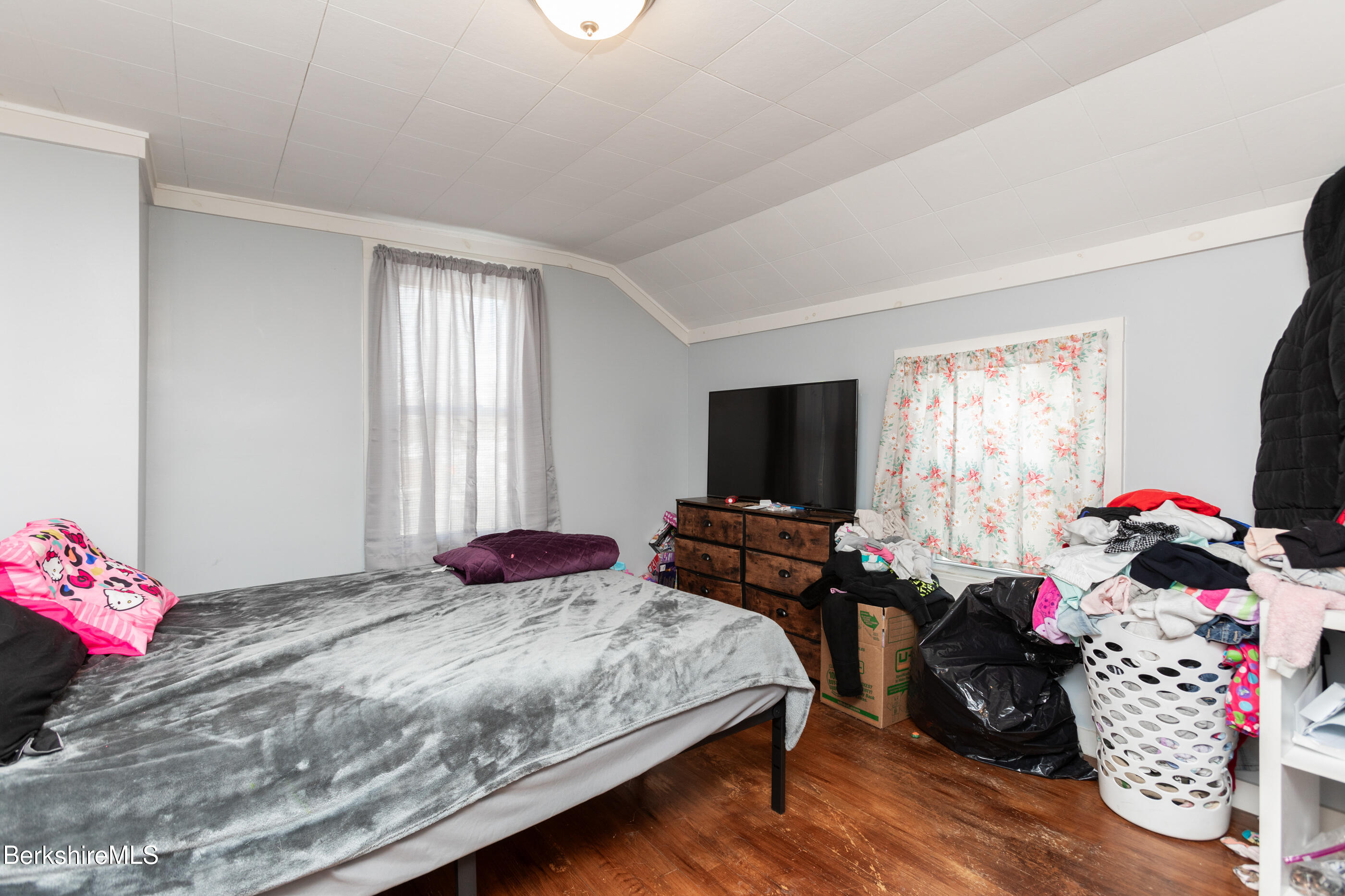 81-83 Pecks Road Pittsfield, MA 01201 - Photo 25 of 30 image-36