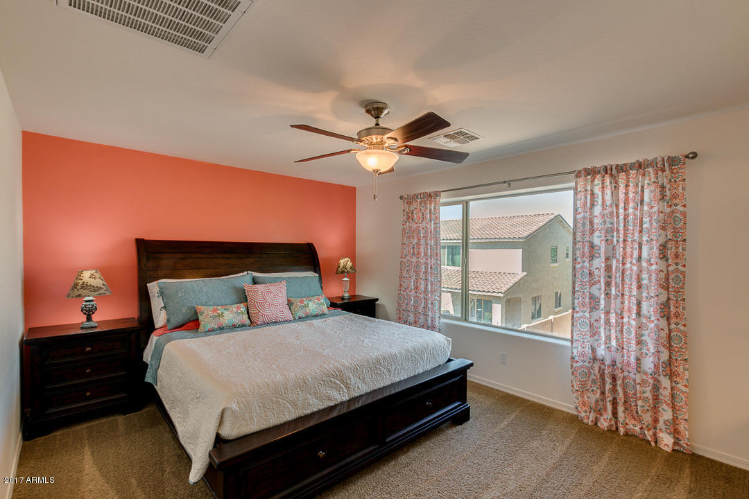 1672 South Roles Drive Gilbert, AZ 85295 - Photo 17 of 50 17-Roles