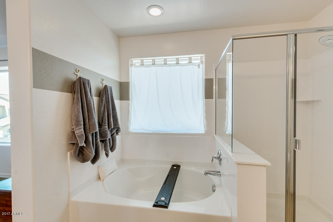 1672 South Roles Drive Gilbert, AZ 85295 - Photo 23 of 50 23-Roles