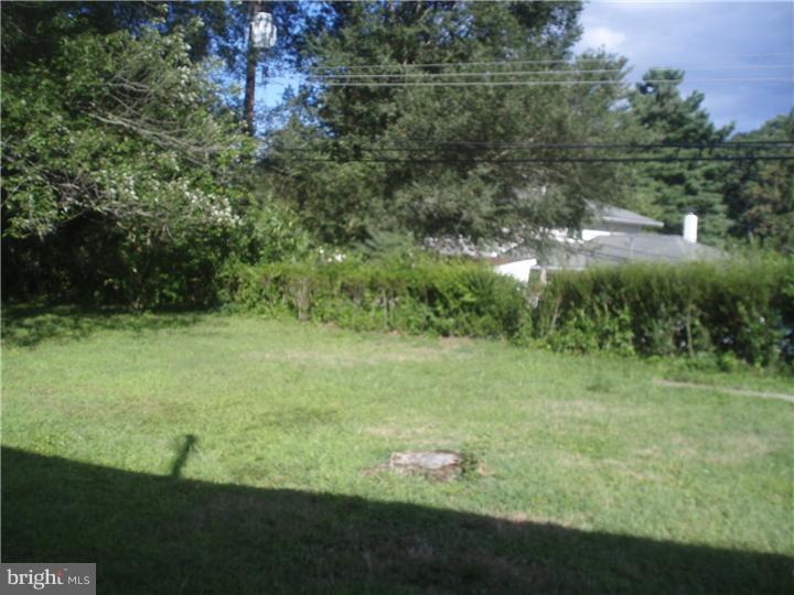 104 Valley Green Drive Aston, PA 19014 - Photo 3 of 20 a view of outdoor space and yard