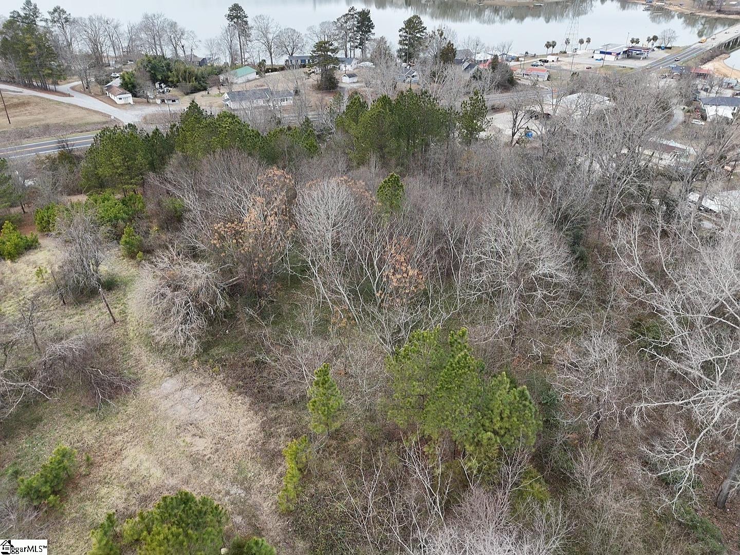 109 Pumphouse Road Greenwood, SC 29649 - Photo 9 of 12