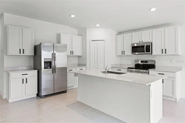 $2,098 | 2110 Lasso Loop, Eagle Lake, FL 33839