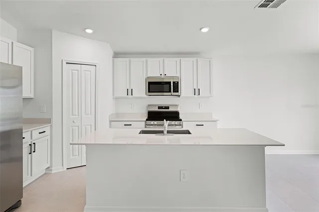 $2,098 | 2110 Lasso Loop, Eagle Lake, FL 33839