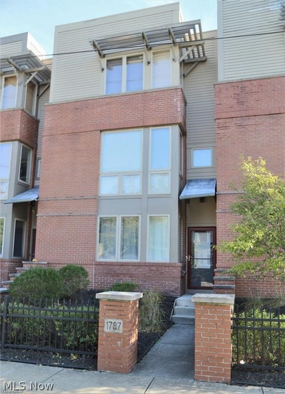 1787 Lee Road Cleveland, OH 44118 - Photo 1 of 25 Gallery Image 1