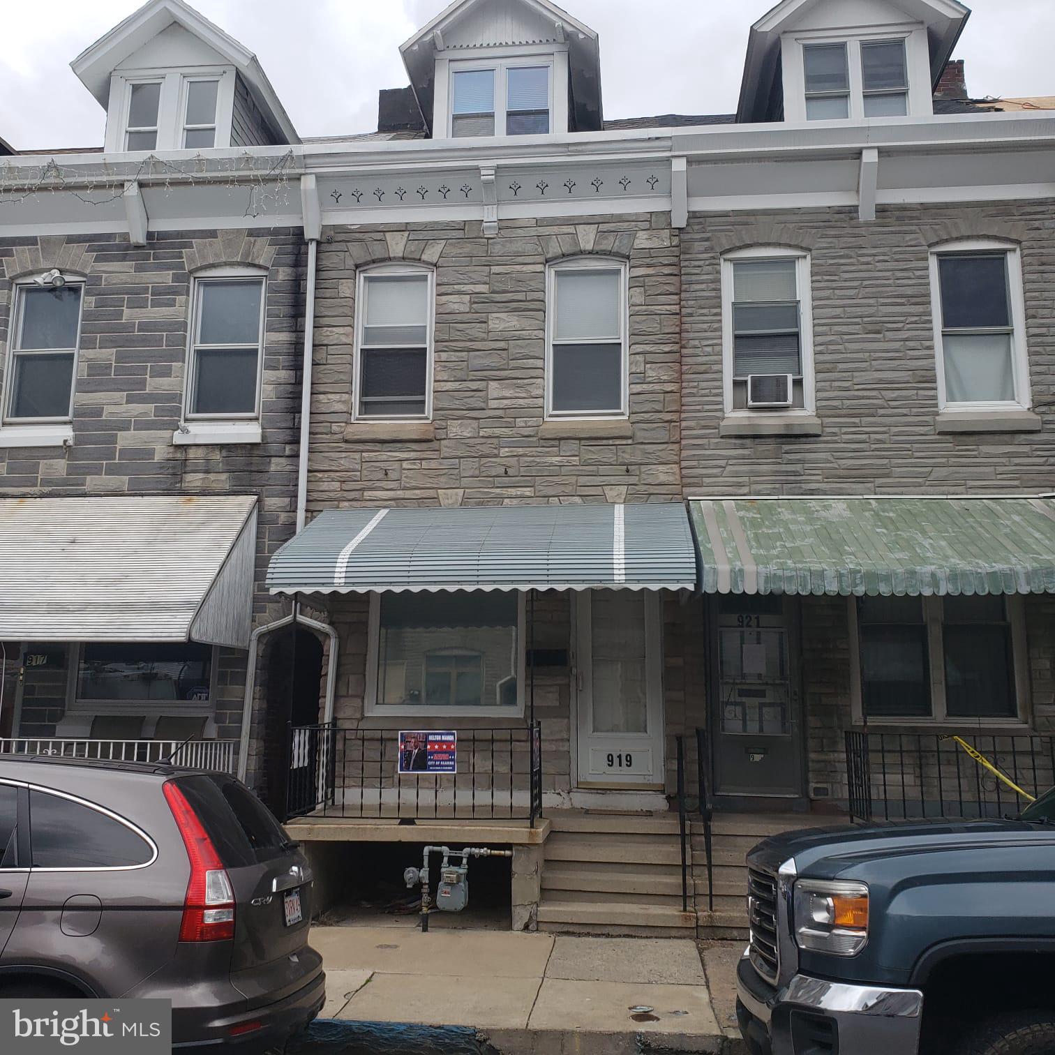 919 Perry Street Reading, PA 19604 - Photo 1 of 24