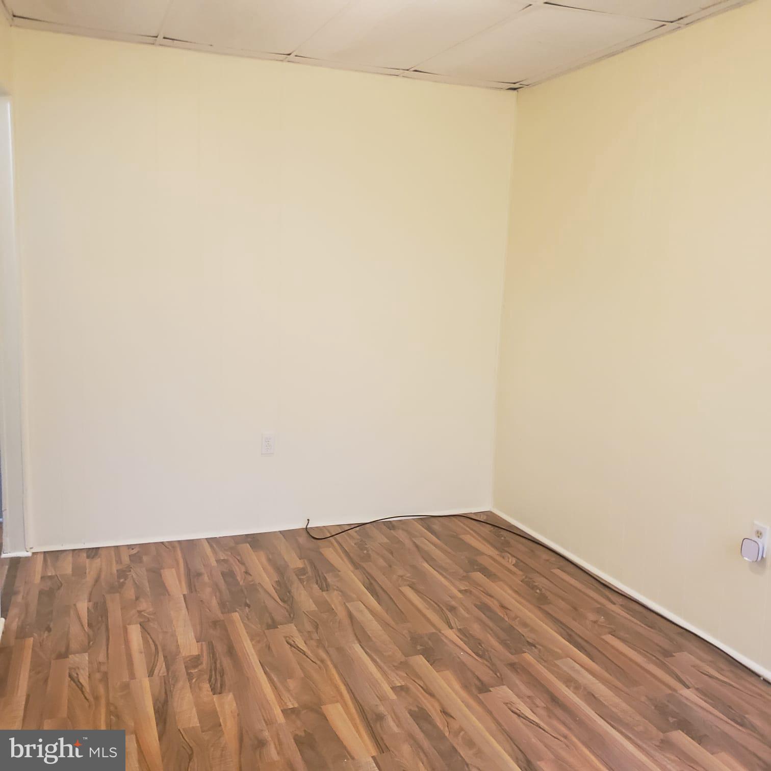 919 Perry Street Reading, PA 19604 - Photo 8 of 24