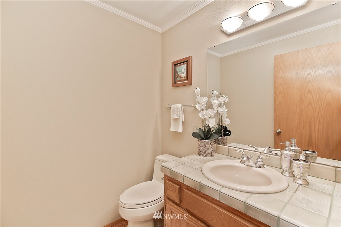 630 North Waugh Road Mount Vernon, WA 98273 - Photo 12 of 25 Gallery Image 12