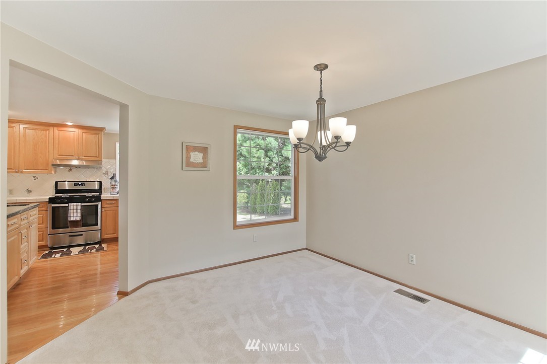 630 North Waugh Road Mount Vernon, WA 98273 - Photo 6 of 25 Gallery Image 6