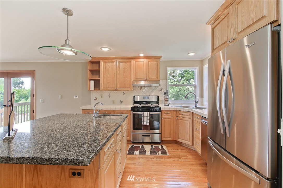 630 North Waugh Road Mount Vernon, WA 98273 - Photo 7 of 25 Gallery Image 7