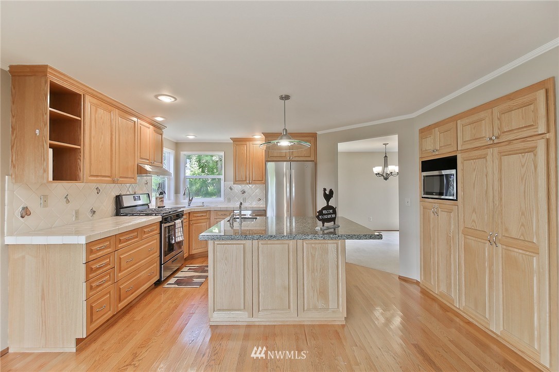 630 North Waugh Road Mount Vernon, WA 98273 - Photo 8 of 25 Gallery Image 8
