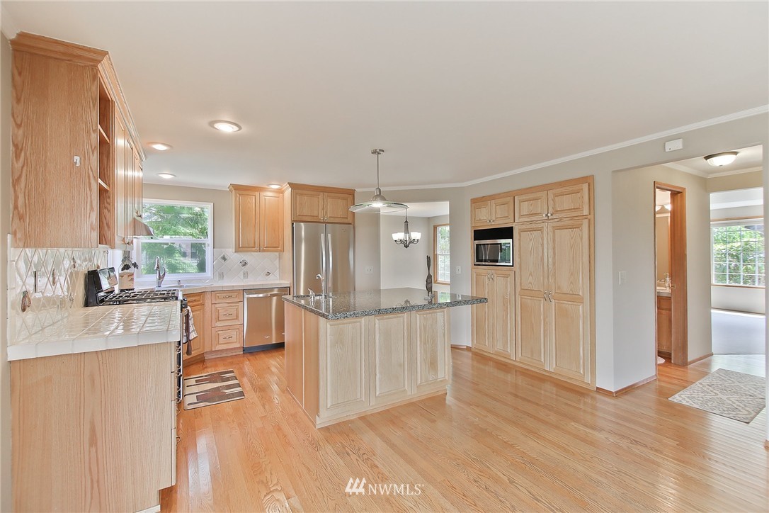 630 North Waugh Road Mount Vernon, WA 98273 - Photo 9 of 25 Gallery Image 9