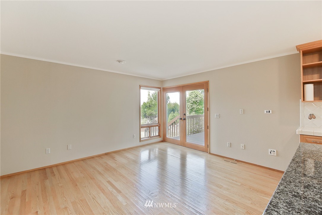 630 North Waugh Road Mount Vernon, WA 98273 - Photo 10 of 25 Gallery Image 10