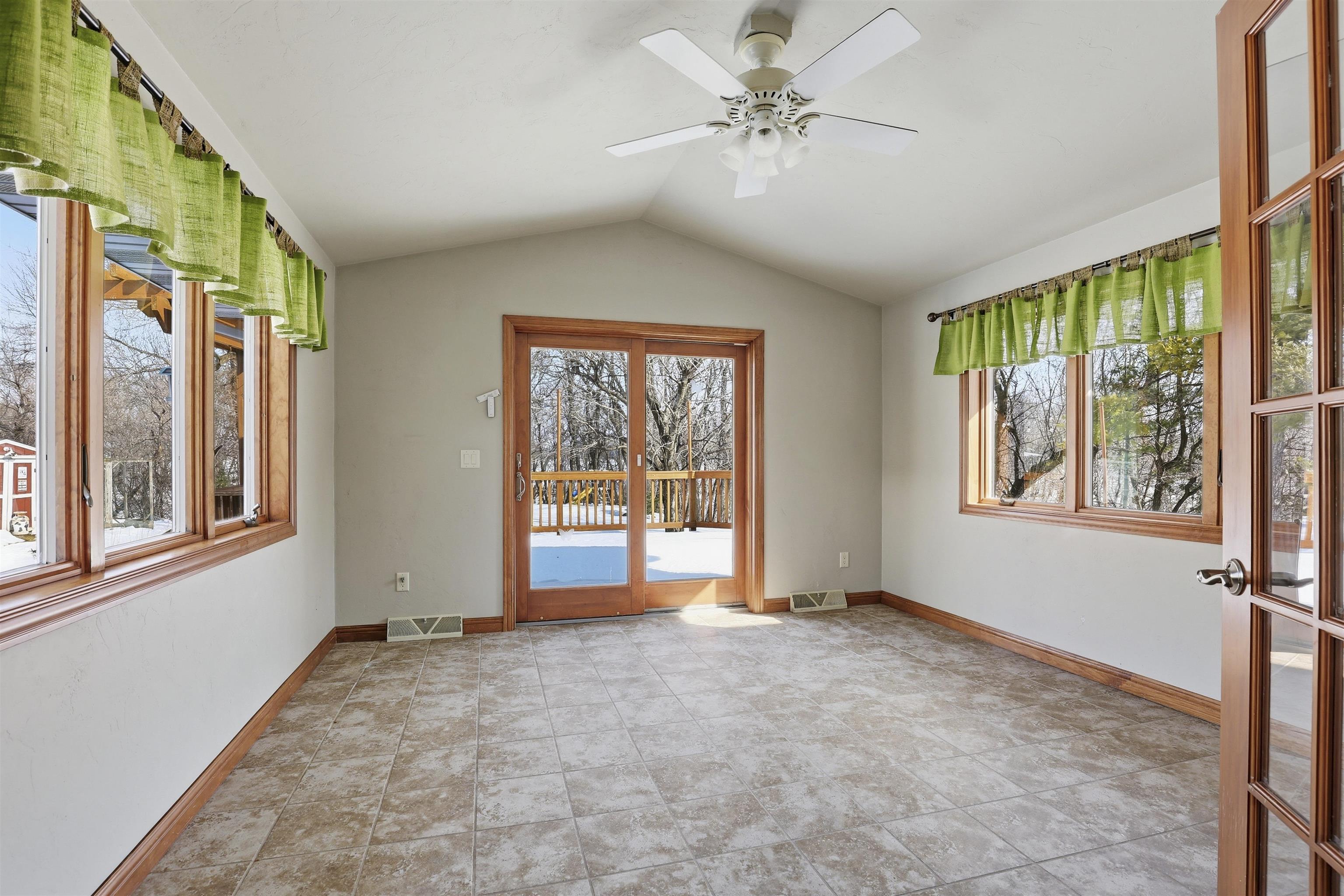 W134 County Rd Uu Kaukauna, WI 54130 - Photo 8 of 41