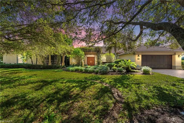 $1,590,000 | 8840 Mariposa Court, Naples, FL 34113