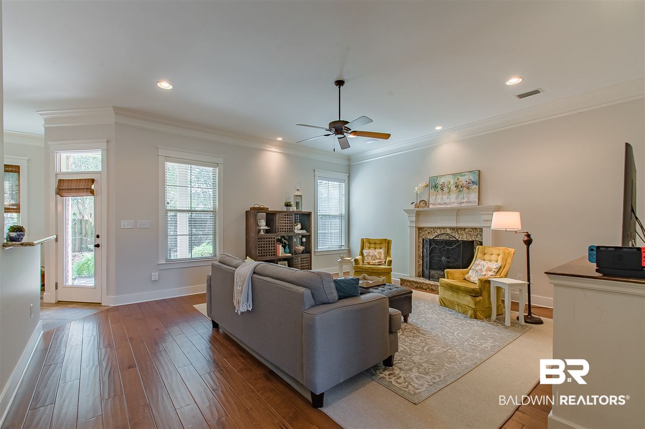 406 Rothley Avenue Fairhope, AL 36532 - Photo 8 of 39 Great Room