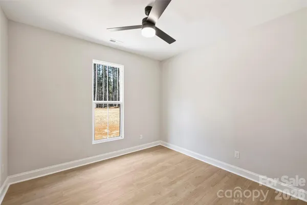 $474,000 | 2279 Lee Lawing Road, Lincolnton, NC 28092