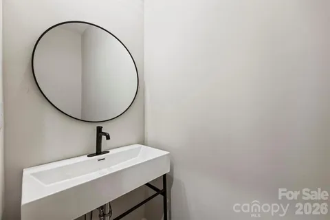 $474,000 | 2279 Lee Lawing Road, Lincolnton, NC 28092