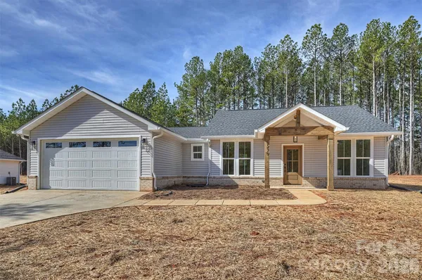 $474,000 | 2279 Lee Lawing Road, Lincolnton, NC 28092