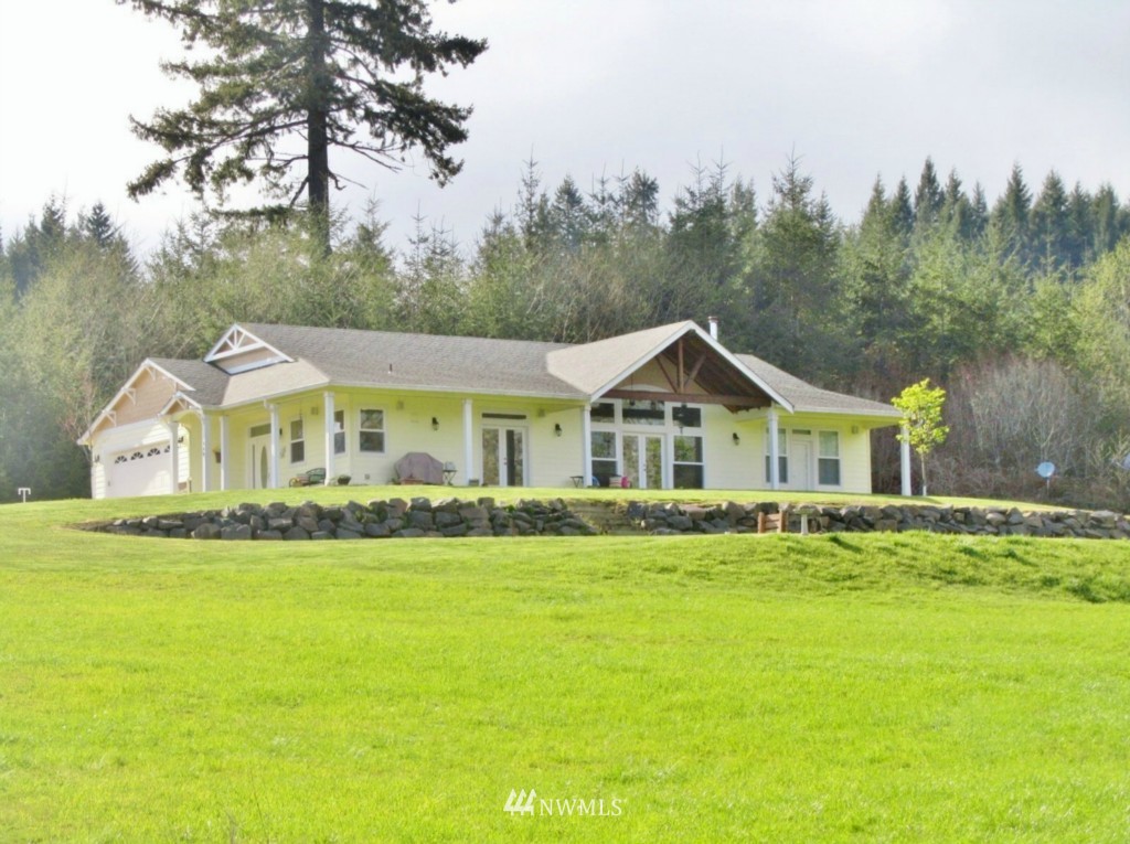 266 Hendrickson Road Vader, WA 98593 - Photo 2 of 25 Gallery Image 2