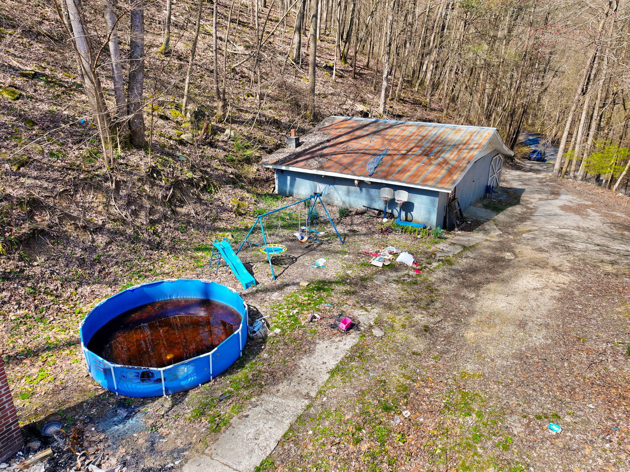 1197 Beans Fork Road Middlesboro, KY 40965 - Photo 24 of 28