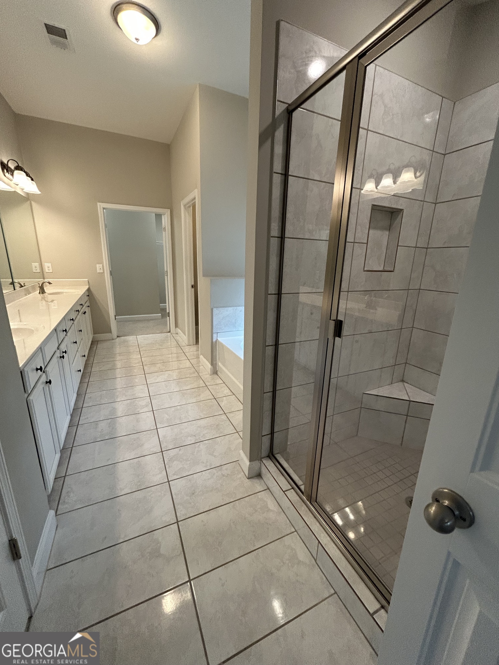 2940 Furlong Court Cumming, GA 30040 - Photo 17 of 37