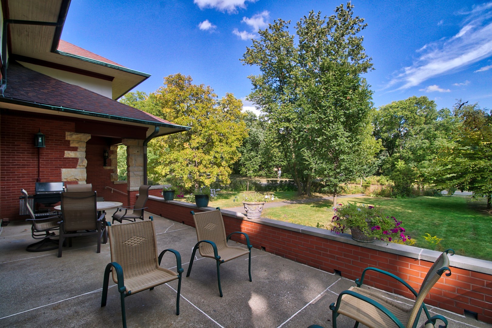 130 Nuttall Road Riverside, IL 60546 - Photo 28 of 56