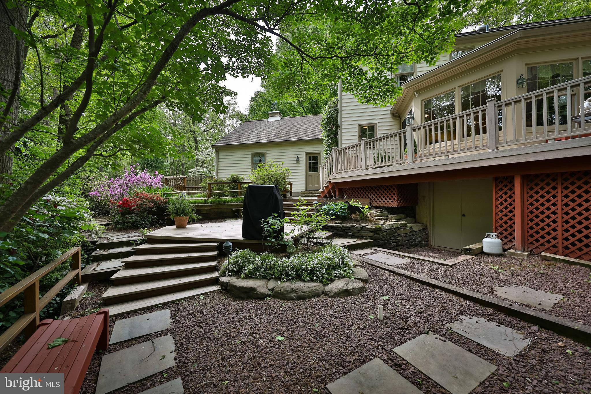 10 High Point East Huntingdon Valley, PA 19006 - Photo 40 of 42 Rear exterior