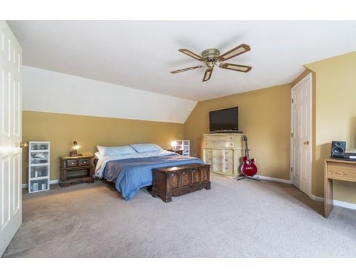 44 Meadowbrook Road Hudson, MA 01749 - Photo 16 of 23 Gallery Image 16