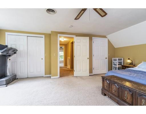 44 Meadowbrook Road Hudson, MA 01749 - Photo 17 of 23 Gallery Image 17