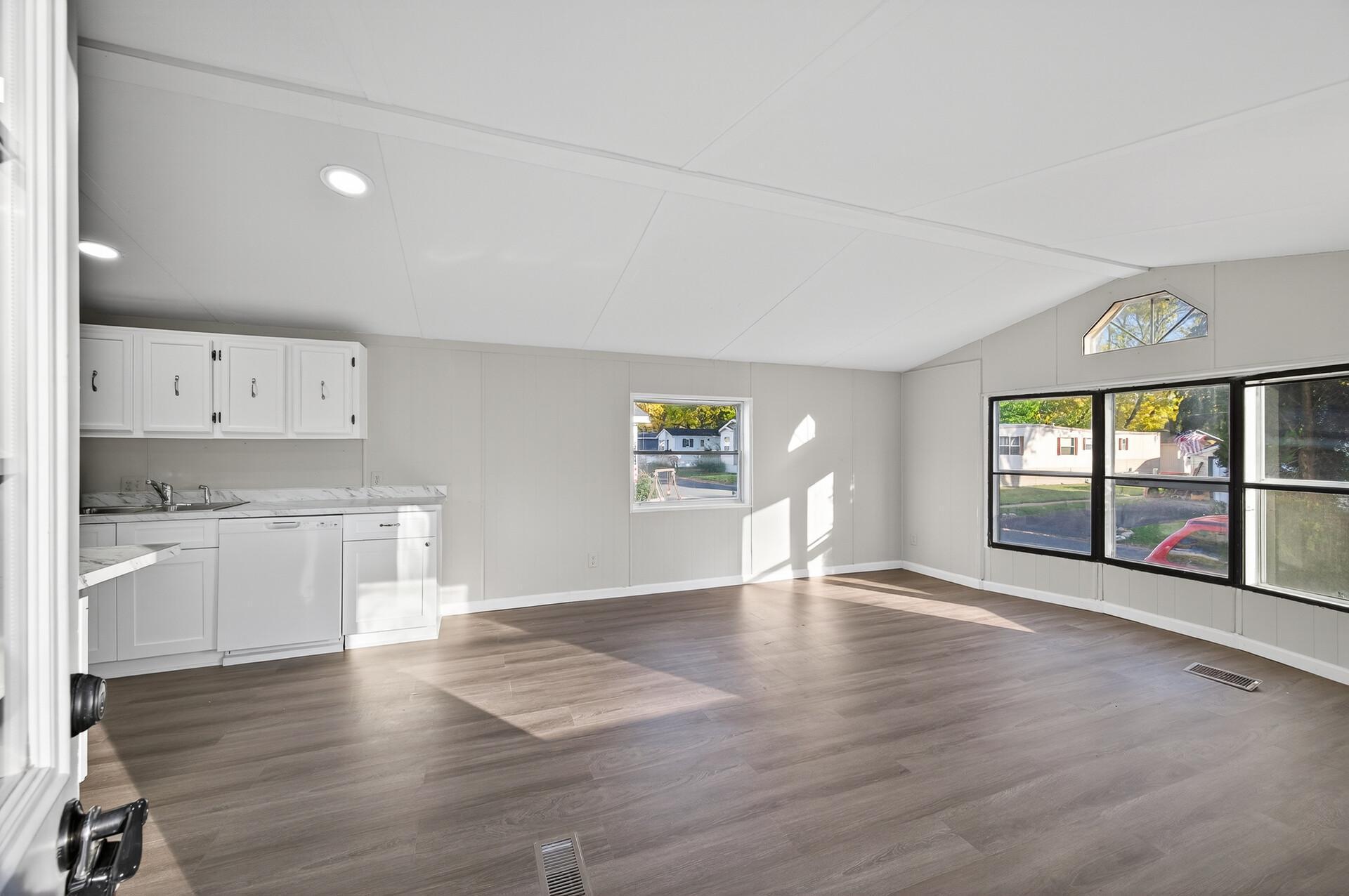 1213 96th Lane Northeast Blaine, MN 55434 - Photo 3 of 28